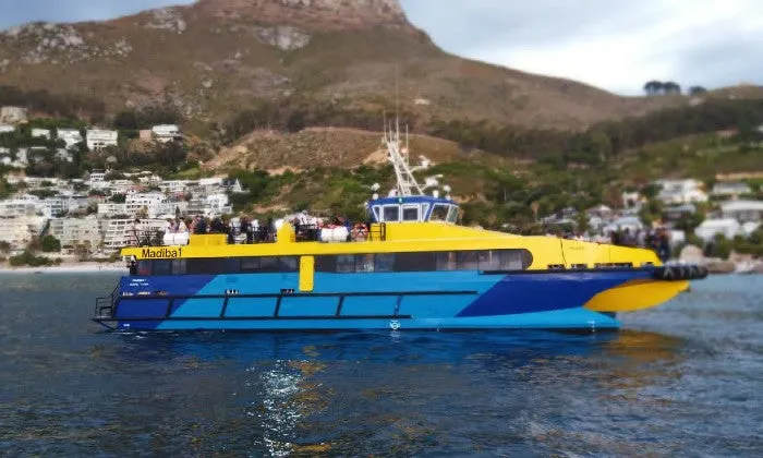 1-Hour Cruise with Madiba 1 Charters